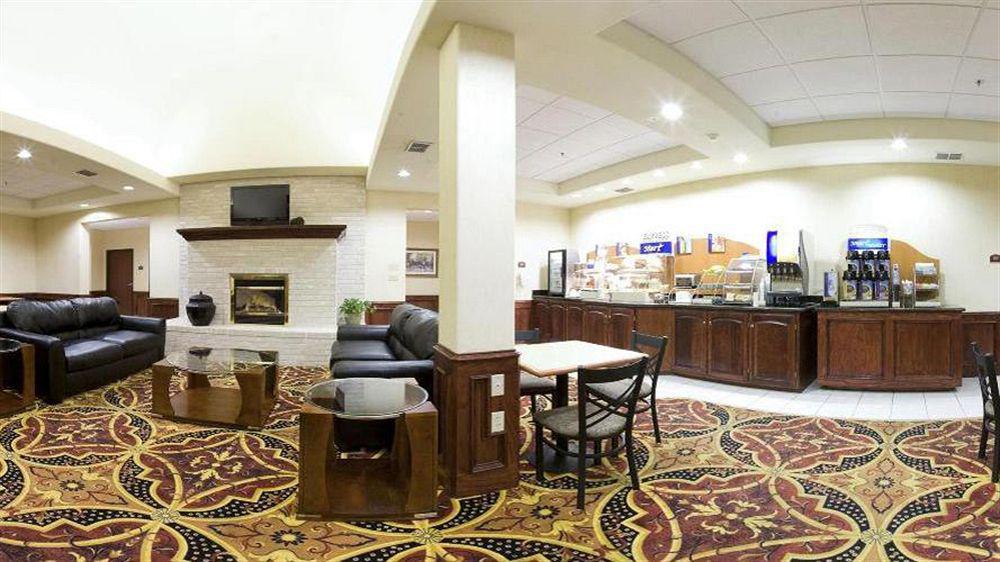 Holiday Inn Express Hotel And Suites Weslaco By Ihg Exterior photo