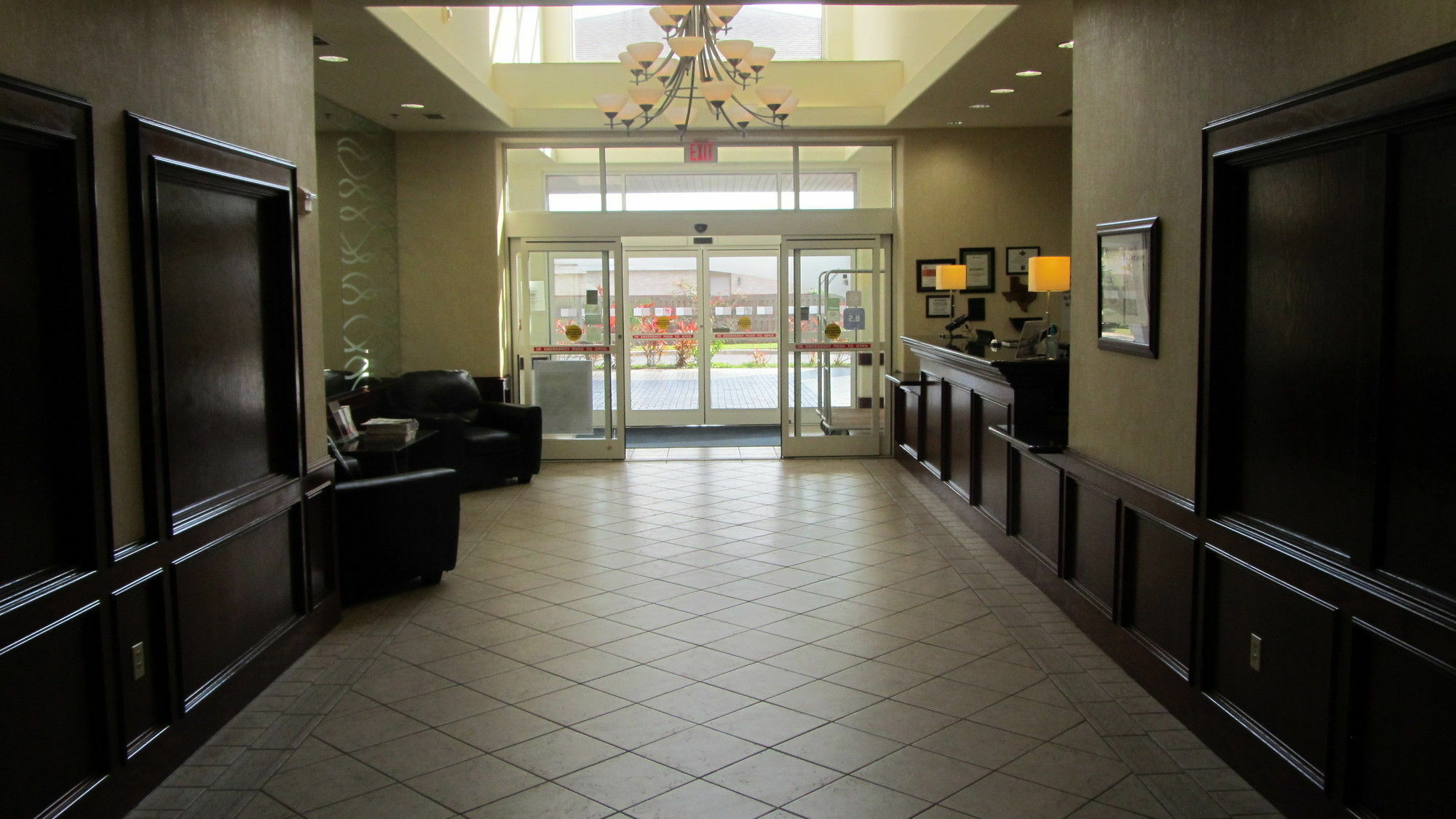 Holiday Inn Express Hotel And Suites Weslaco By Ihg Exterior photo